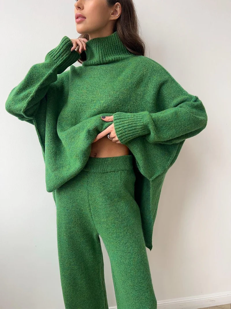 Ensemble pull à col roulé avec pantalon pour femme