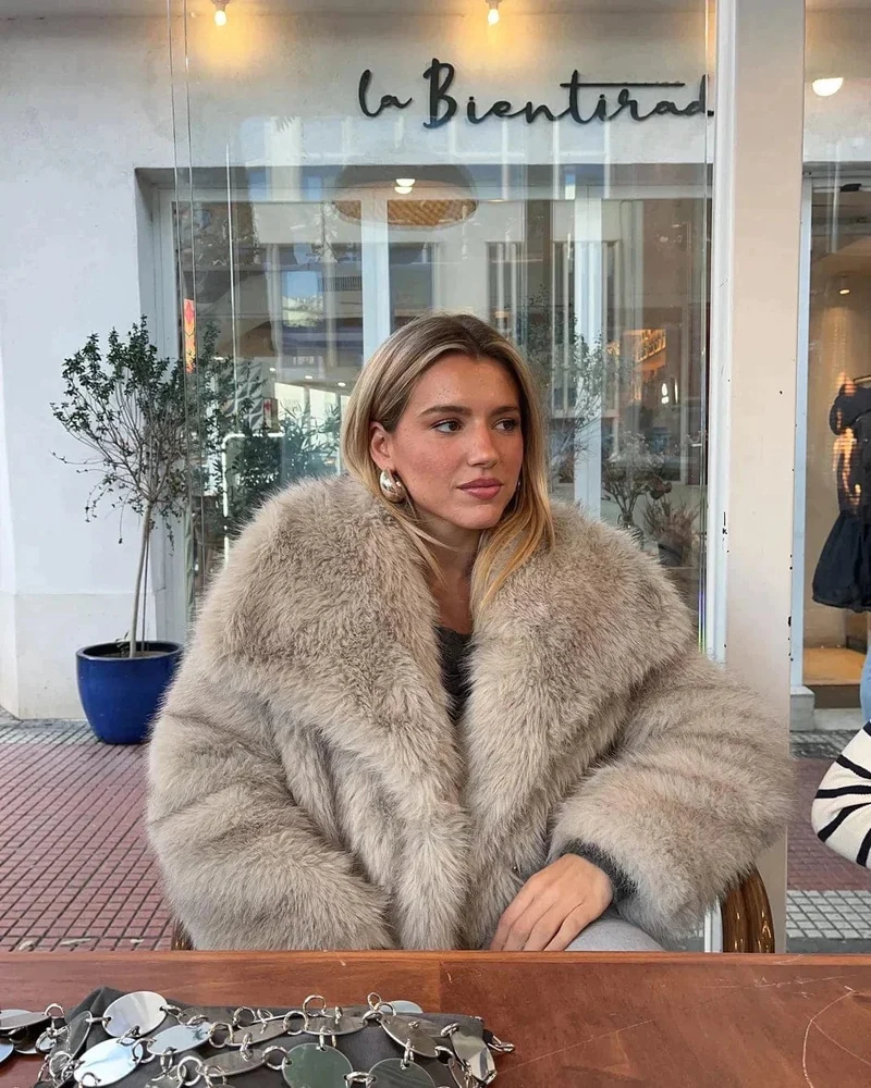 Manteau long en fausse fourrure pour femmes
