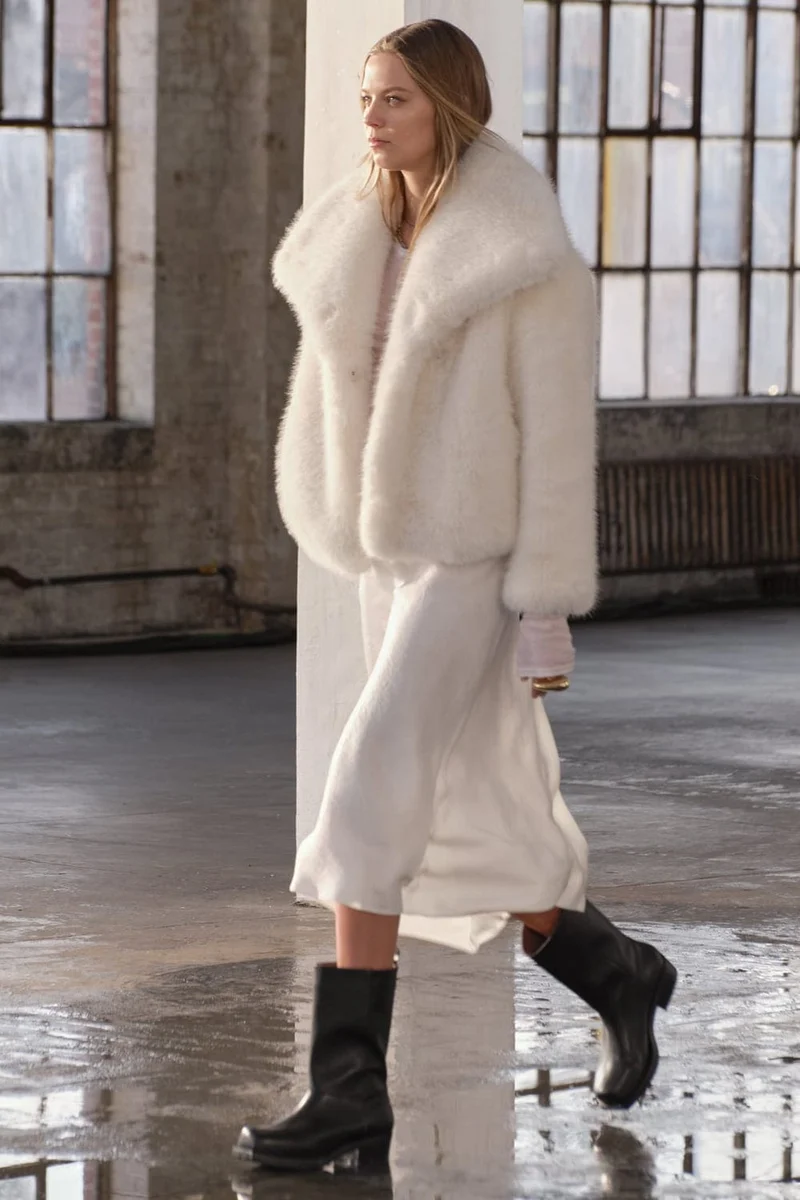 Manteau long en fausse fourrure pour femmes
