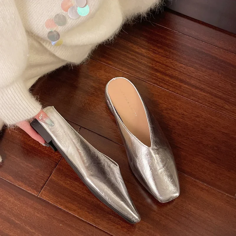 Chaussures plates en cuir vegan pour femmes