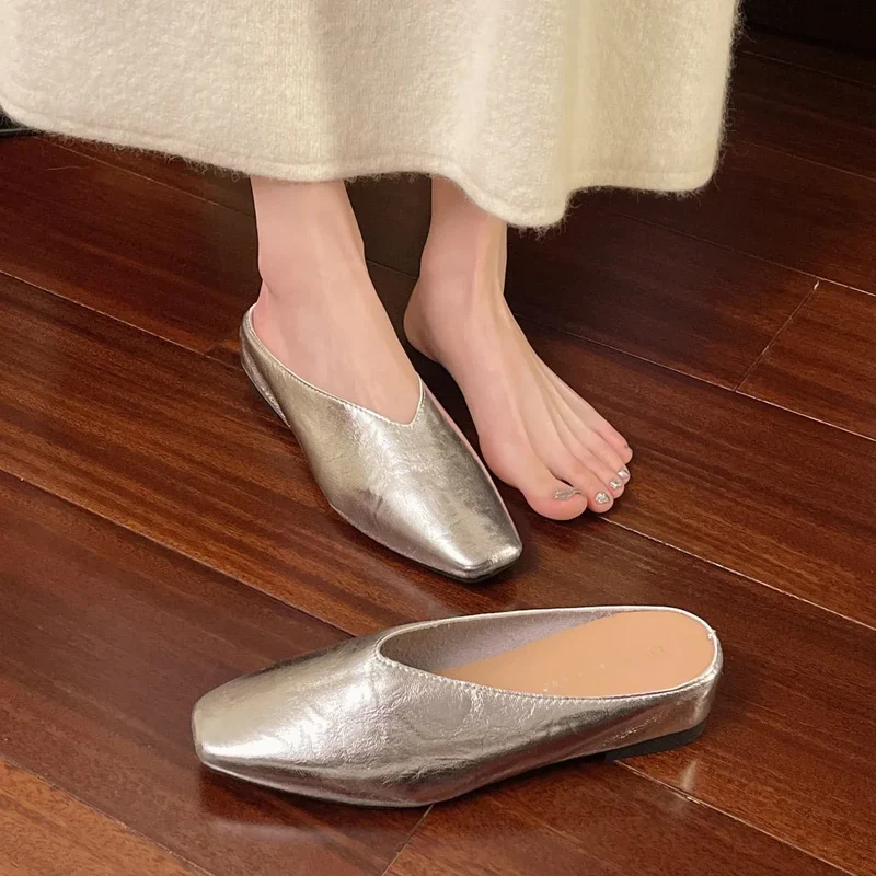 Chaussures plates en cuir vegan pour femmes