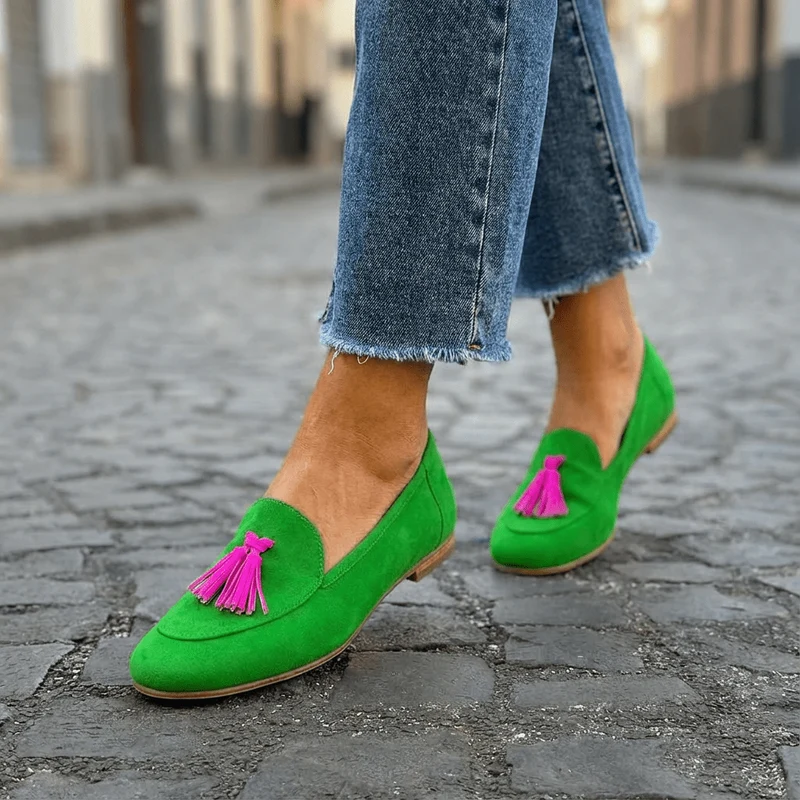 Mocassins à Pompons en Suède pour Femmes