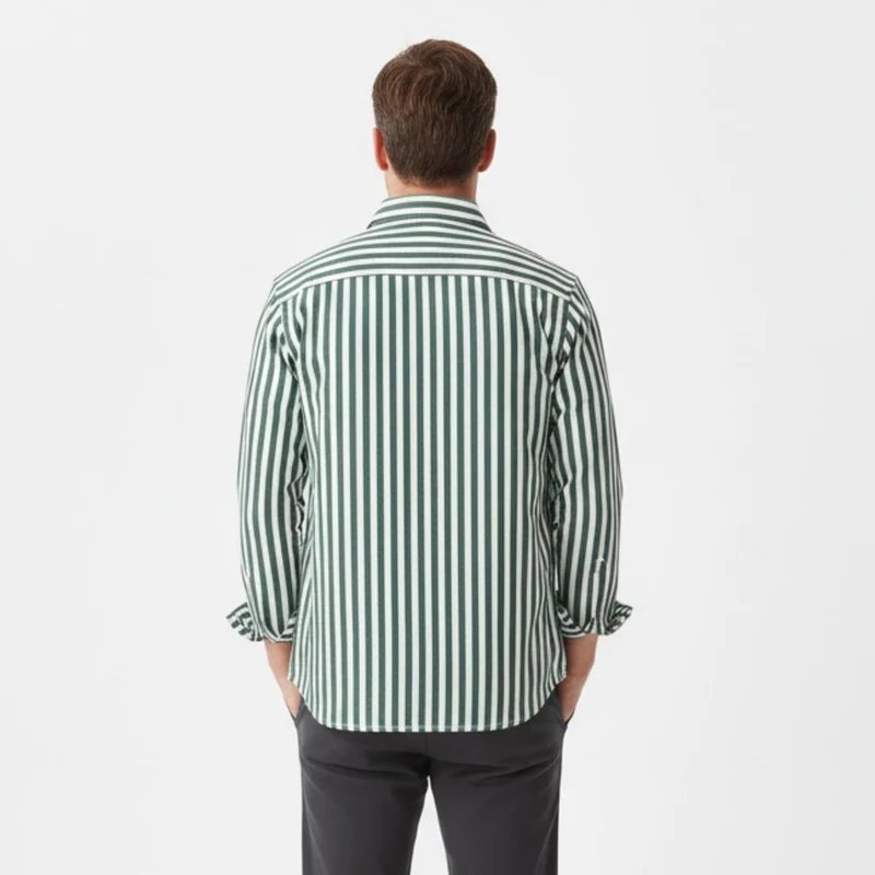 Chemise à rayures pour homme avec poches asymétriques et manches longues