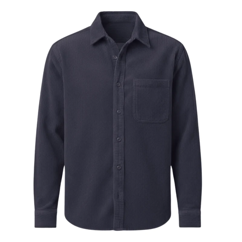 Chemise en velours côtelé pour homme avec col rabattu et poche poitrine