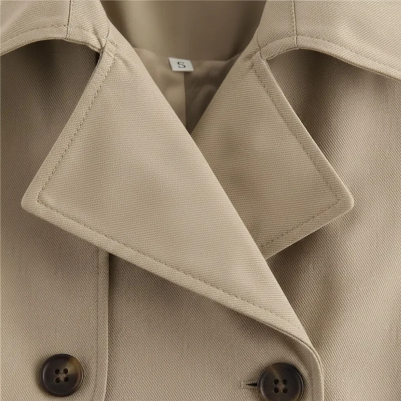 Trench-coat court pour femme à double boutonnage style vintage et chic