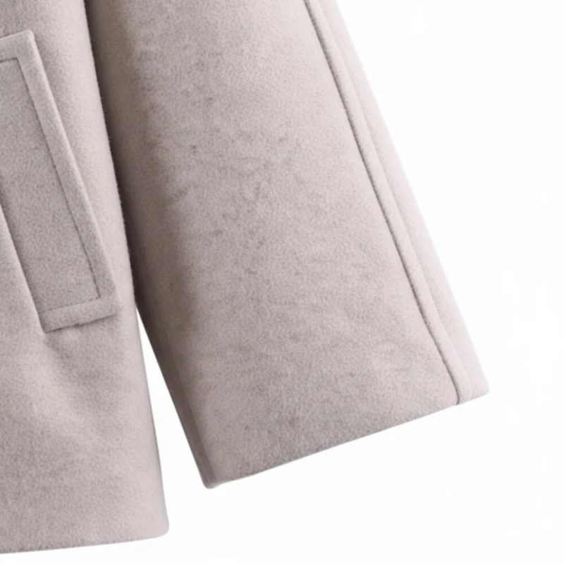 Veste courte pour femme à col montant et boutonnage simple coupe décontractée