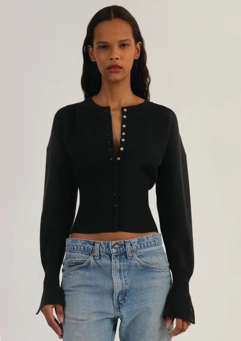 Cardigan boutonné ajusté pour femme