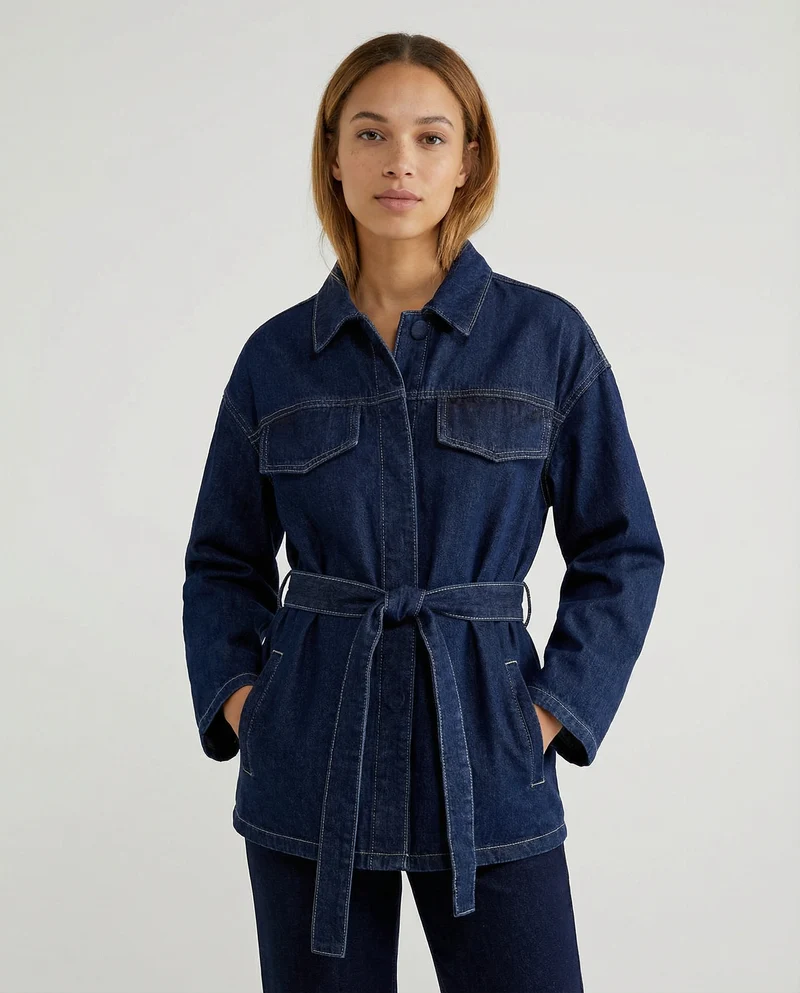 Veste Utilitaire en Denim avec Ceinture à Nouer – Coupe structurée, taille ceinturée, pour le quotidien