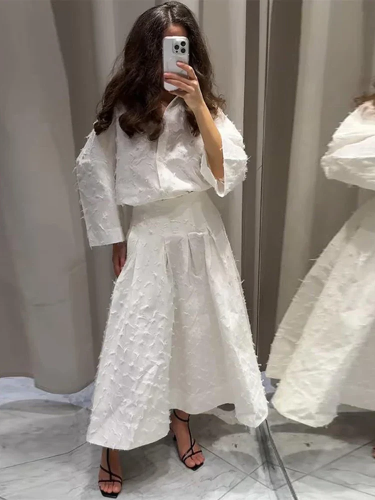 Ensemble Jupe Plissée et Haut Ample - Style Fluide Chic et Élégant