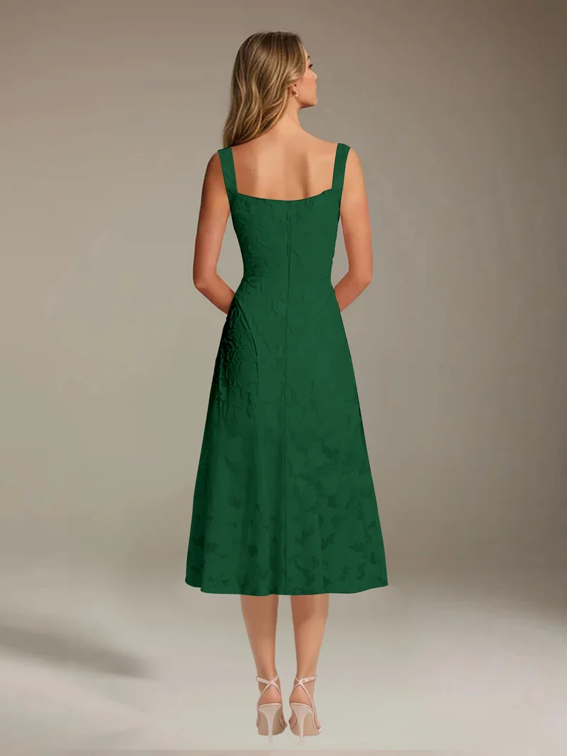 Robe Longue en Dentelle Col Carré - Élégante Silhouette Raffinée