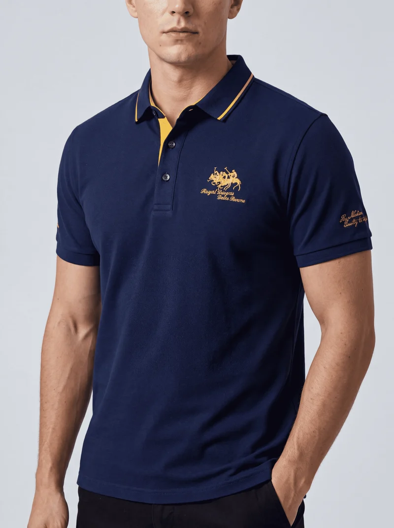 Polo ajusté col classique - Élégant look minimaliste chic