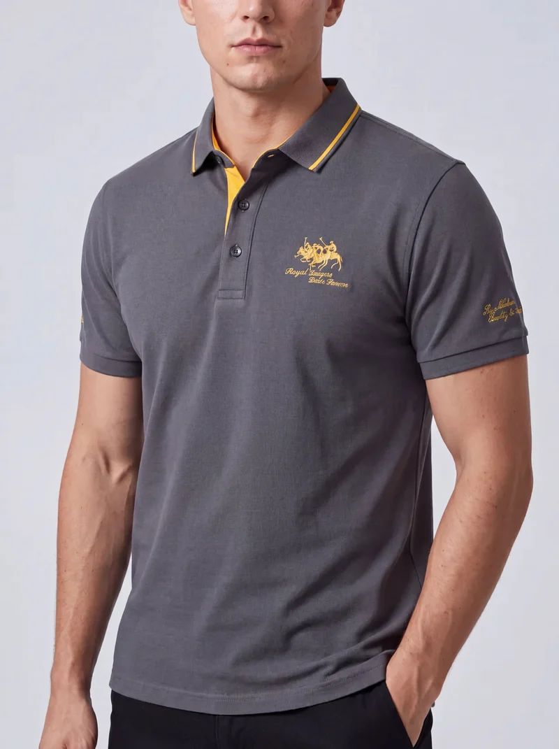 Polo ajusté col classique - Élégant look minimaliste chic