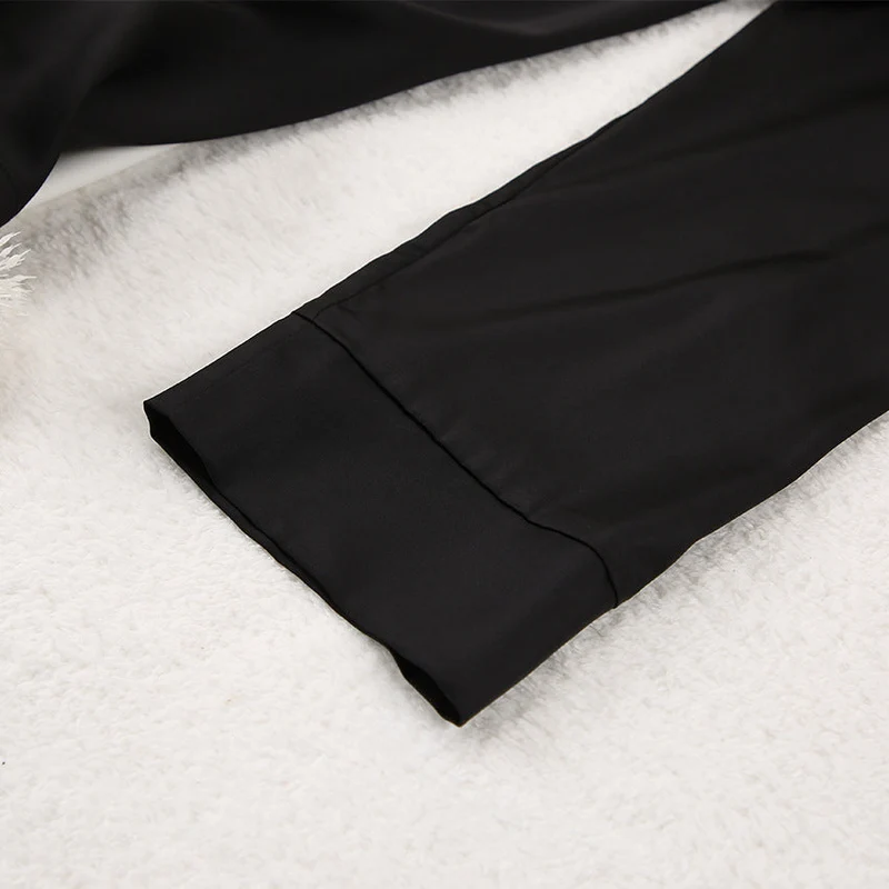 Pyjama satin boutonné ample