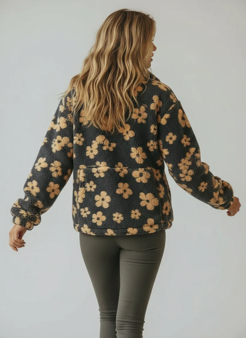Hoodie imprimé floral doux