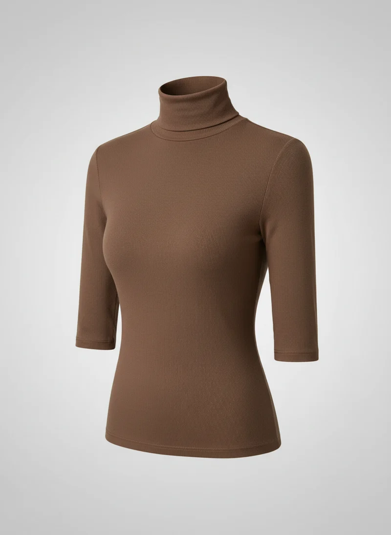 Pull col roulé élégant style minimaliste