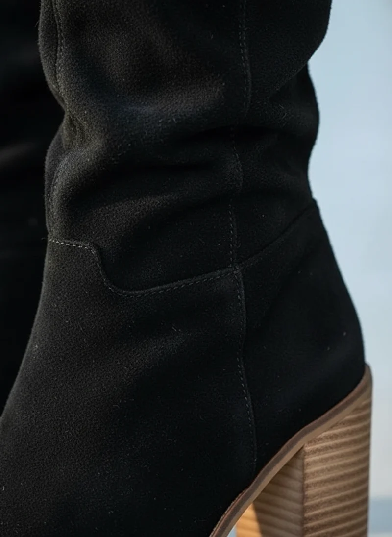 Bottes cuissardes à talon épais en cuir nappa élégant