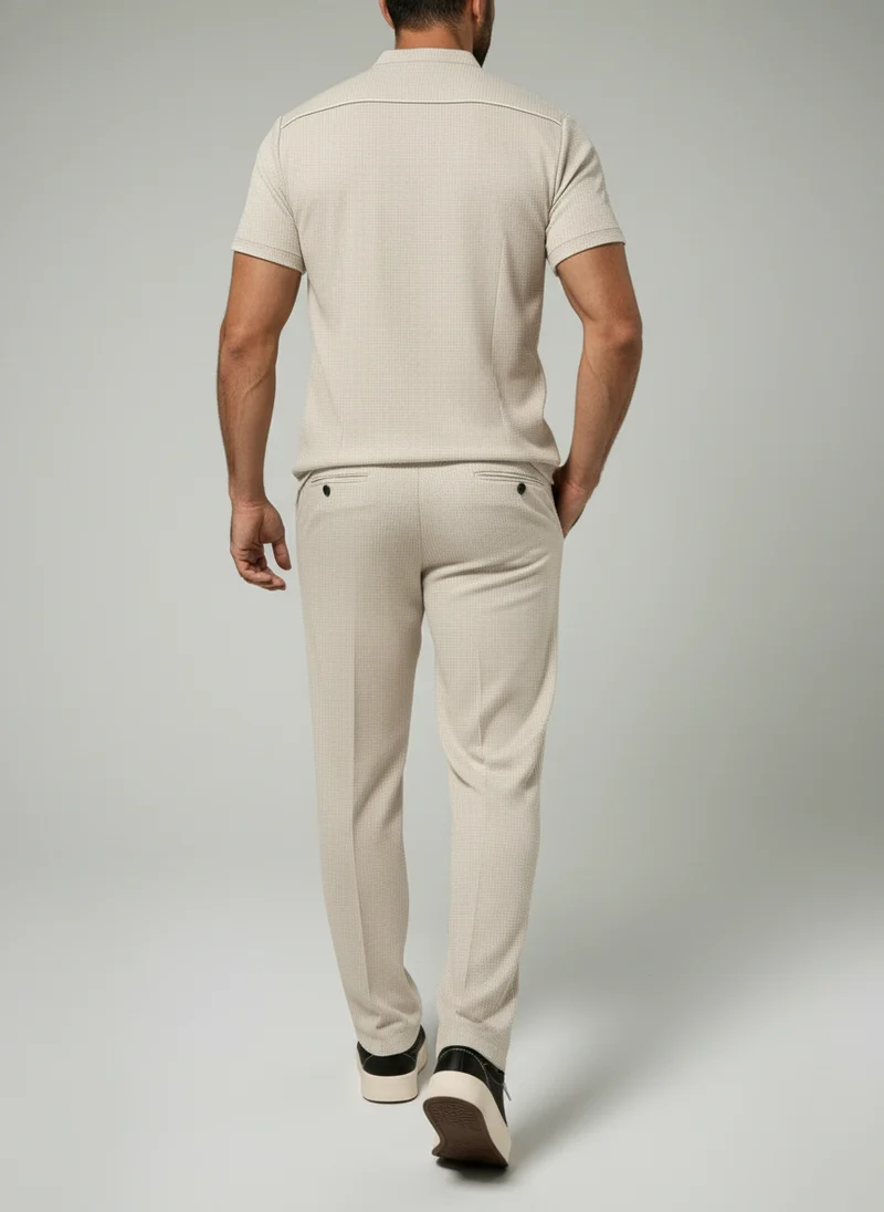 Chemise courte col montant bouton