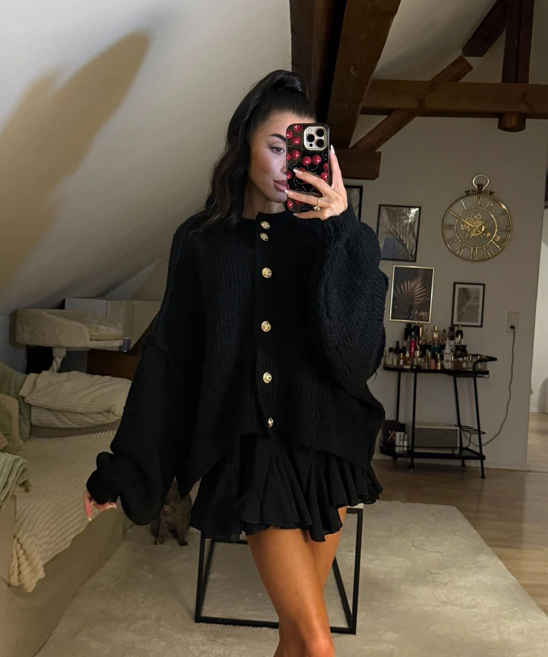 Veste en tricot oversize noire au style cosy