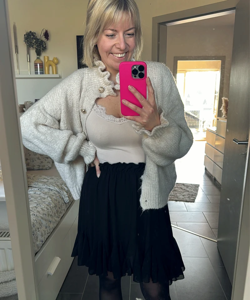 Jupe Nicole Schwarz coupe élégante