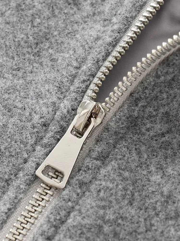 Veste Bomber Grise Femme au Style Décontracté et Confortable