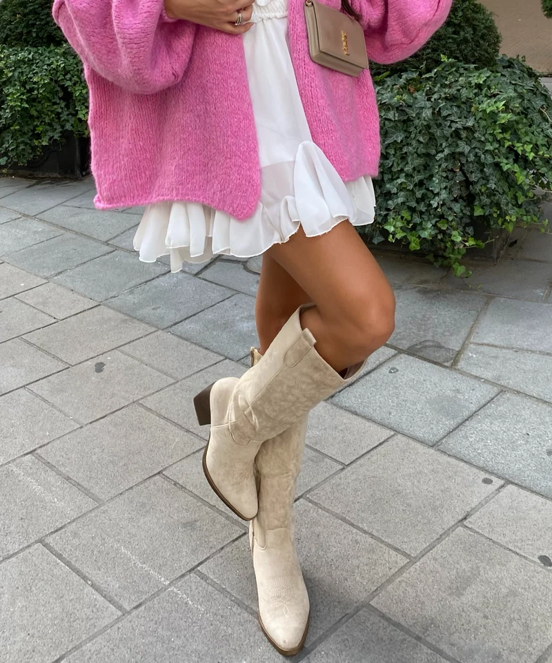 Bottes de cowboy beiges hautes au style western