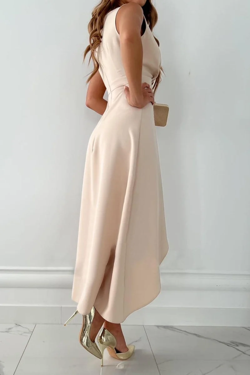 Robe Maxi Sans Manches pour Femme – Décolleté en V & Ourlet Asymétrique