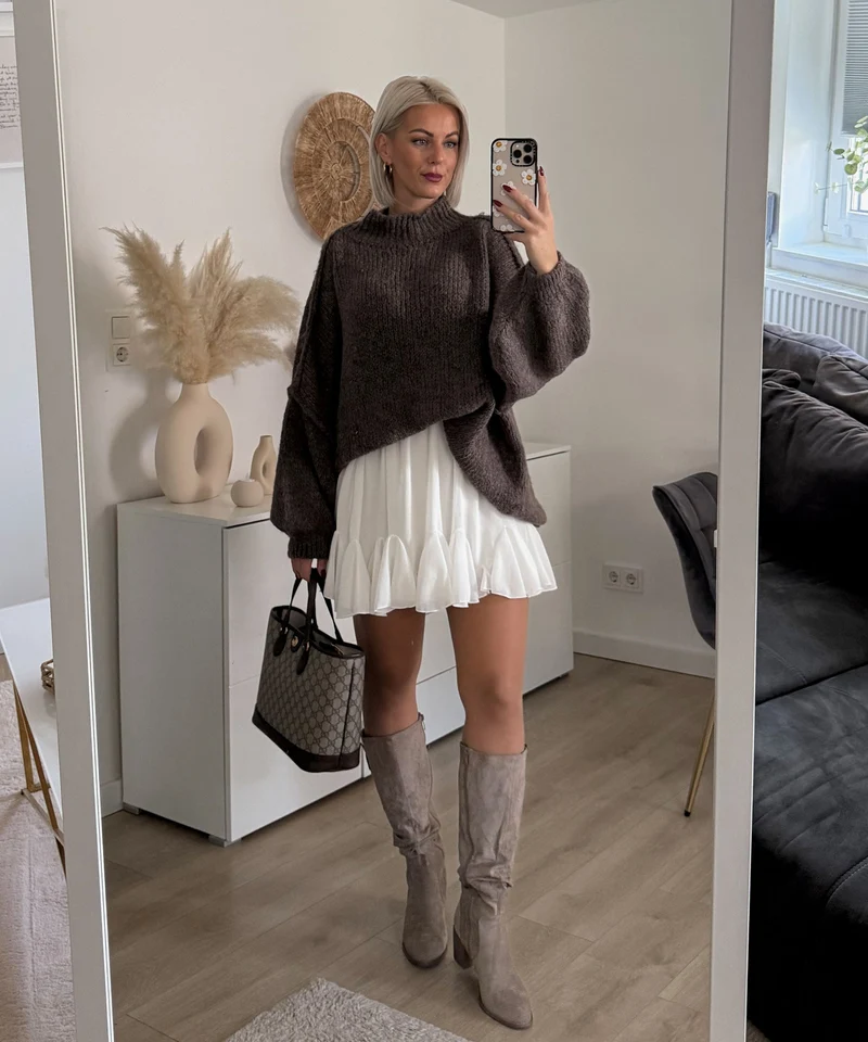 Jupe blanche Nicole au style épuré