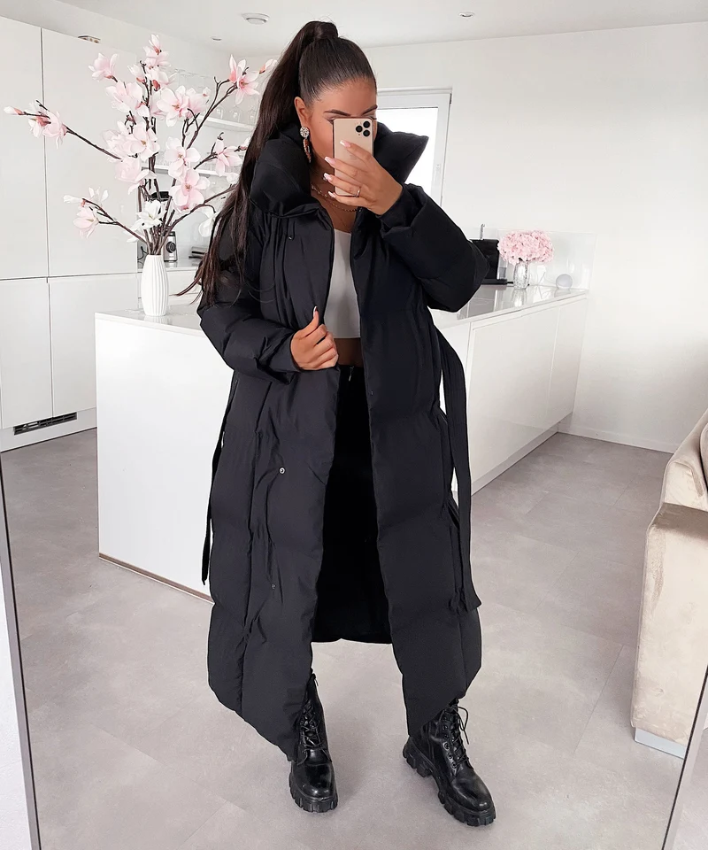 Parka oversize noire Kyleih pour l’hiver