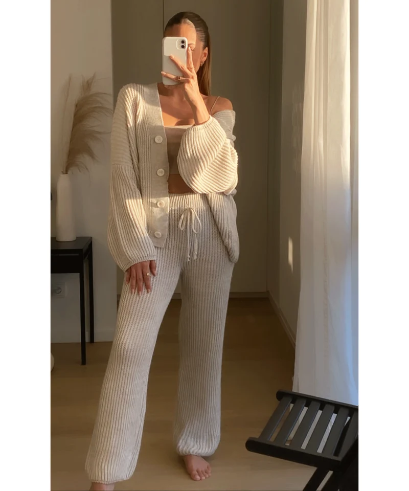 Collection beige minimaliste et raffinée