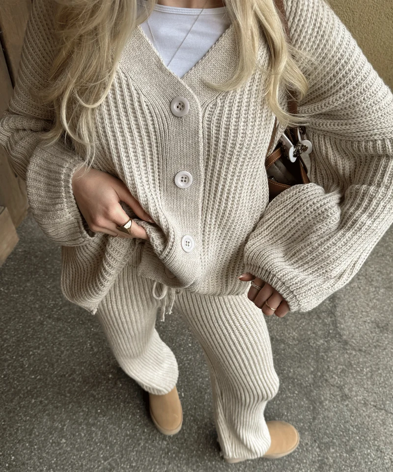 Collection beige minimaliste et raffinée
