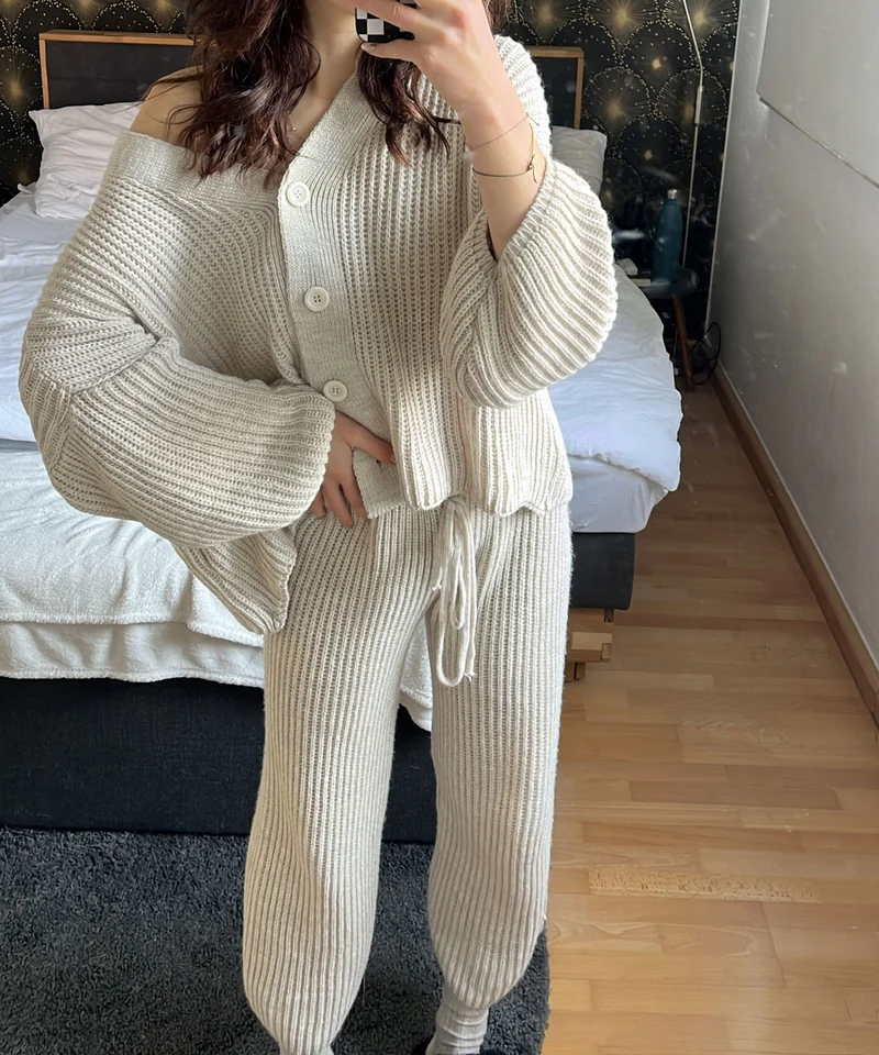 Collection beige minimaliste et raffinée