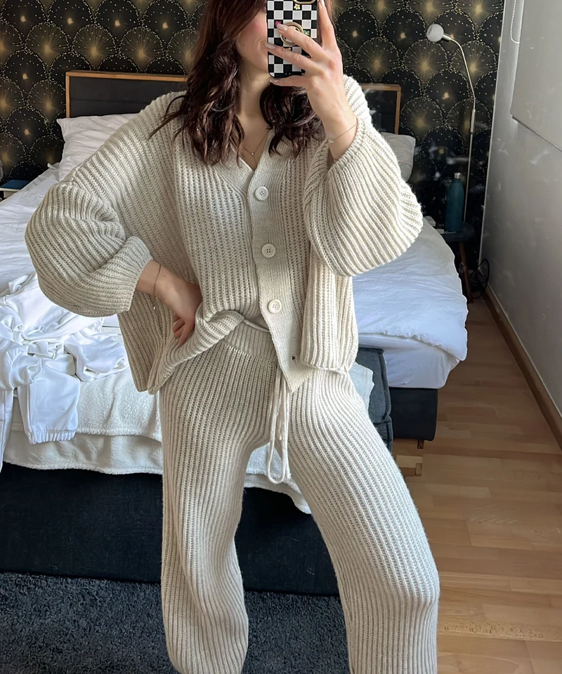 Collection beige minimaliste et raffinée