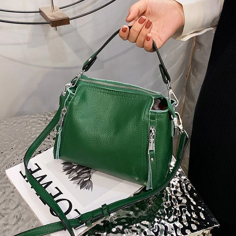 Sac à Main en Cuir Vert au Design Chic et Intemporel