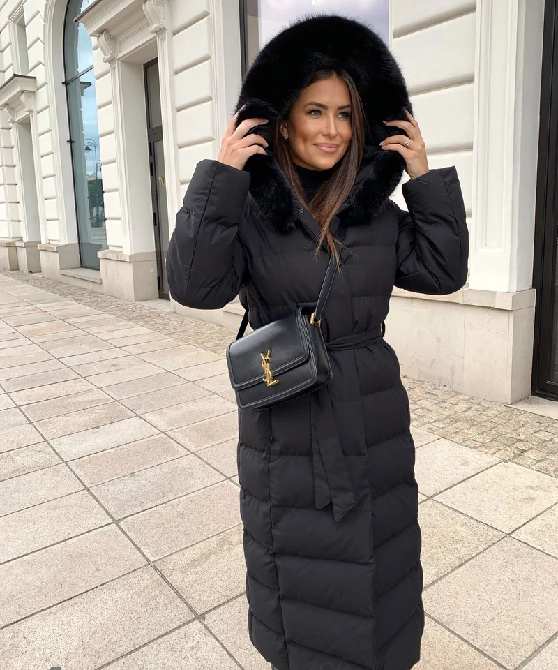 Parka Noire d’Hiver pour Femme