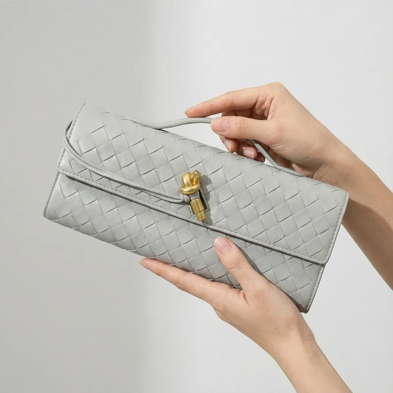 Sac à Main Femme en Cuir Véritable au Design Raffiné