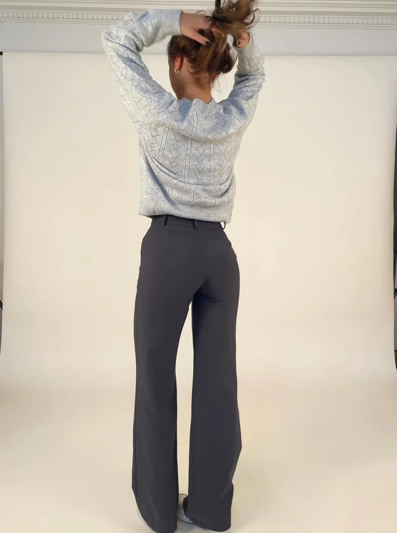 Pantalon Femme Taille Haute à Jambe Droite Élégante