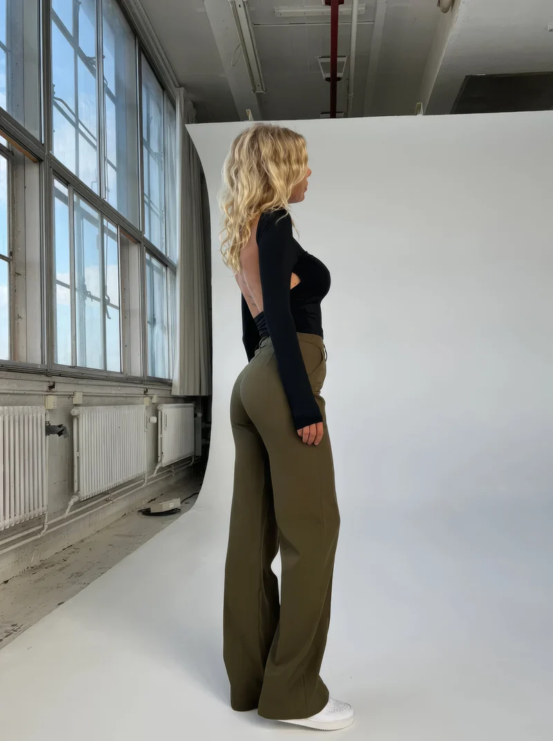 Pantalon Femme Taille Haute à Jambe Droite Élégante