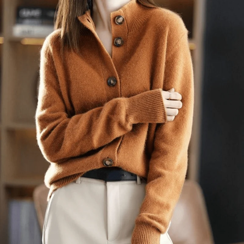 Gilet Femme en Laine Beige à Boutons – Style Chic et Raffiné