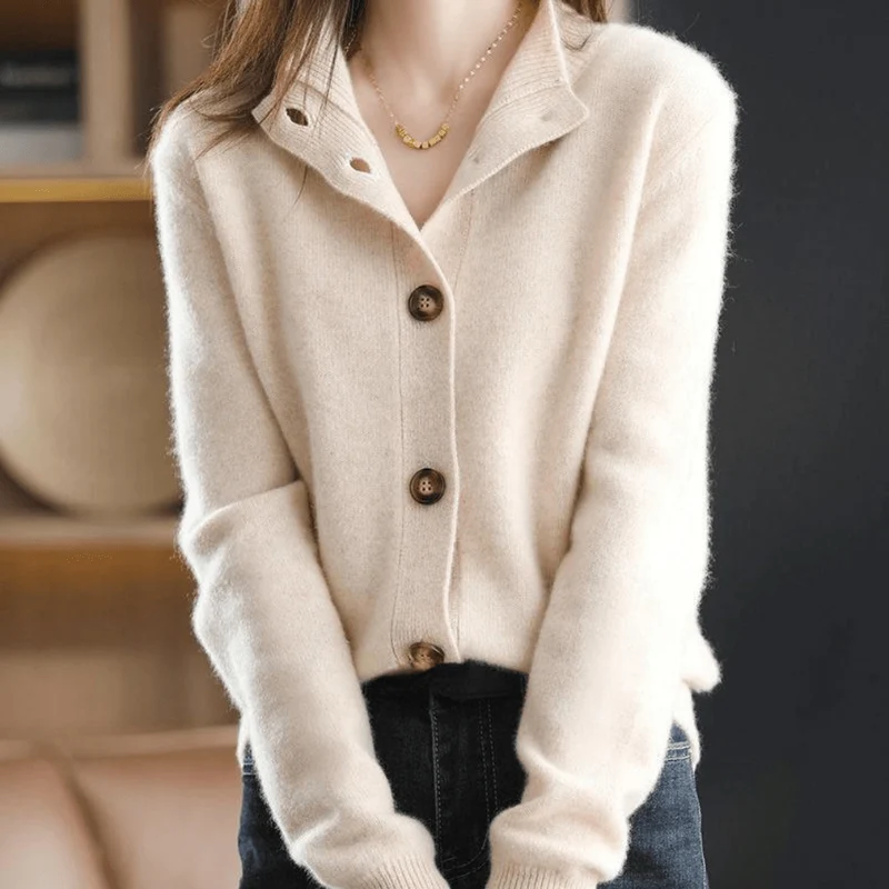 Gilet Femme en Laine Beige à Boutons – Style Chic et Raffiné