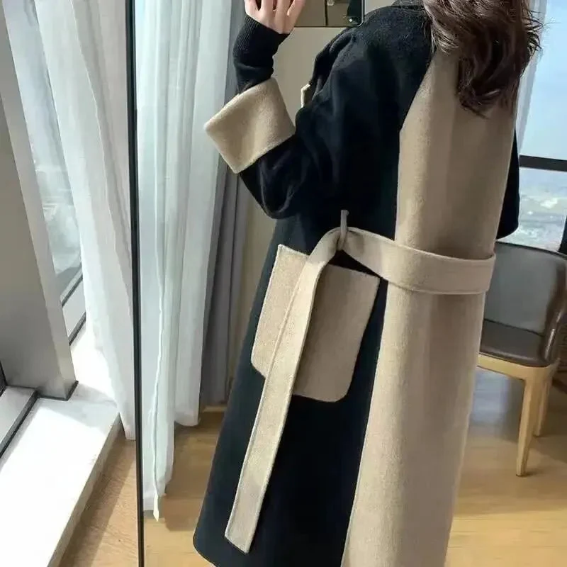 Manteau long femme bicolore élégant et sophistiqué
