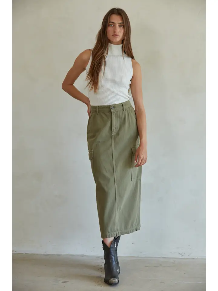 YOUR GORGEOUS Knit Turtleneck Sleeveless Top