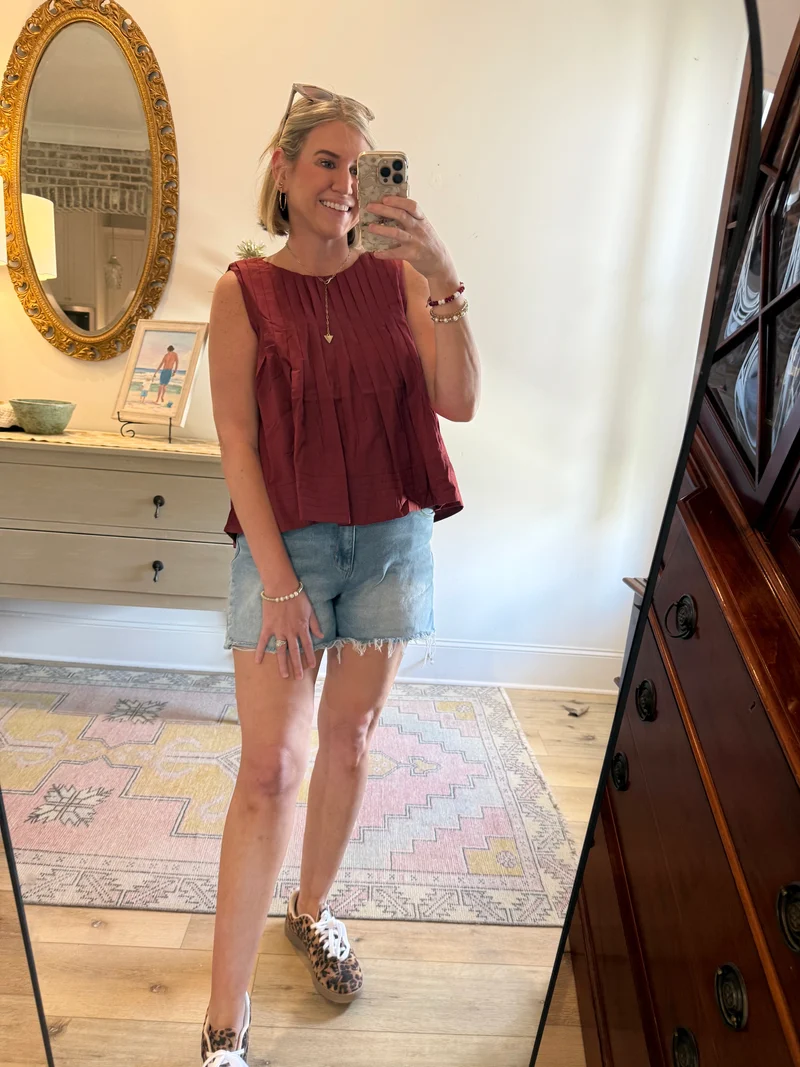 PLEATED HIGH LOW SLEEVELESS TOP - BURGUNDY (LM-0012)
