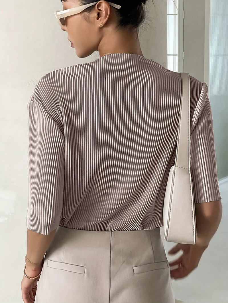 Blouse Plissée Blanche Élégante pour Femme – Chemise Chic et Confortable
