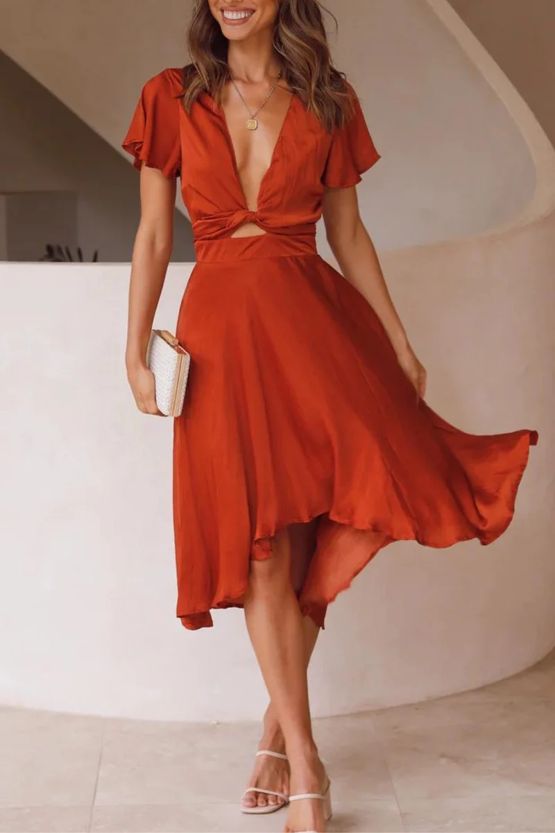 Robe midi satinée élégante à col en V profond pour femme – Manches papillon et jupe fluide asymétrique