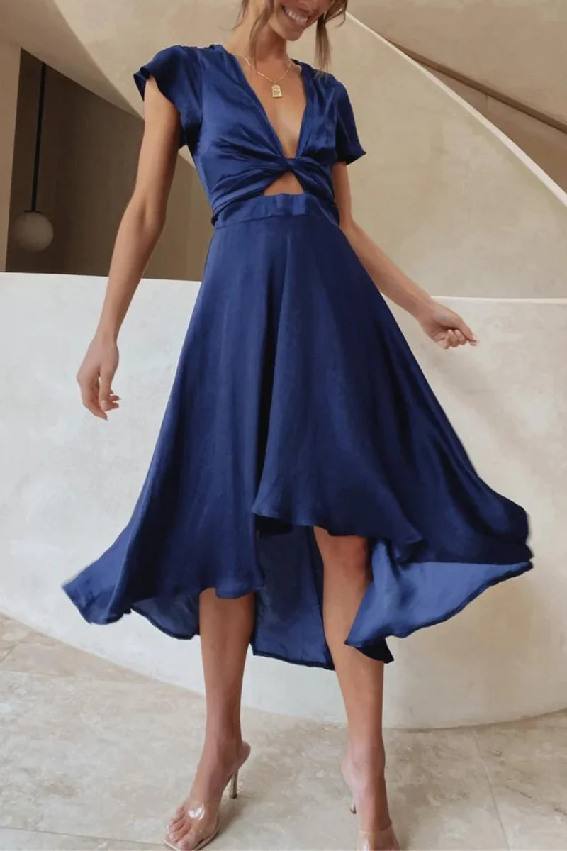 Robe midi satinée élégante à col en V profond pour femme – Manches papillon et jupe fluide asymétrique
