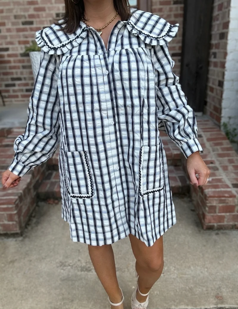 PETER PAN COLLAR BUTTON DOWN PLAID MINI : BLACK/CREAM (LM 0097)