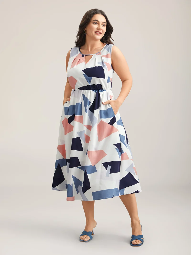 Shapes Pattern Keyhole Pockets Midi Dress