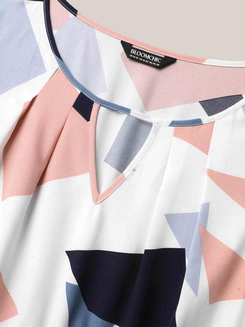 Shapes Pattern Keyhole Pockets Midi Dress