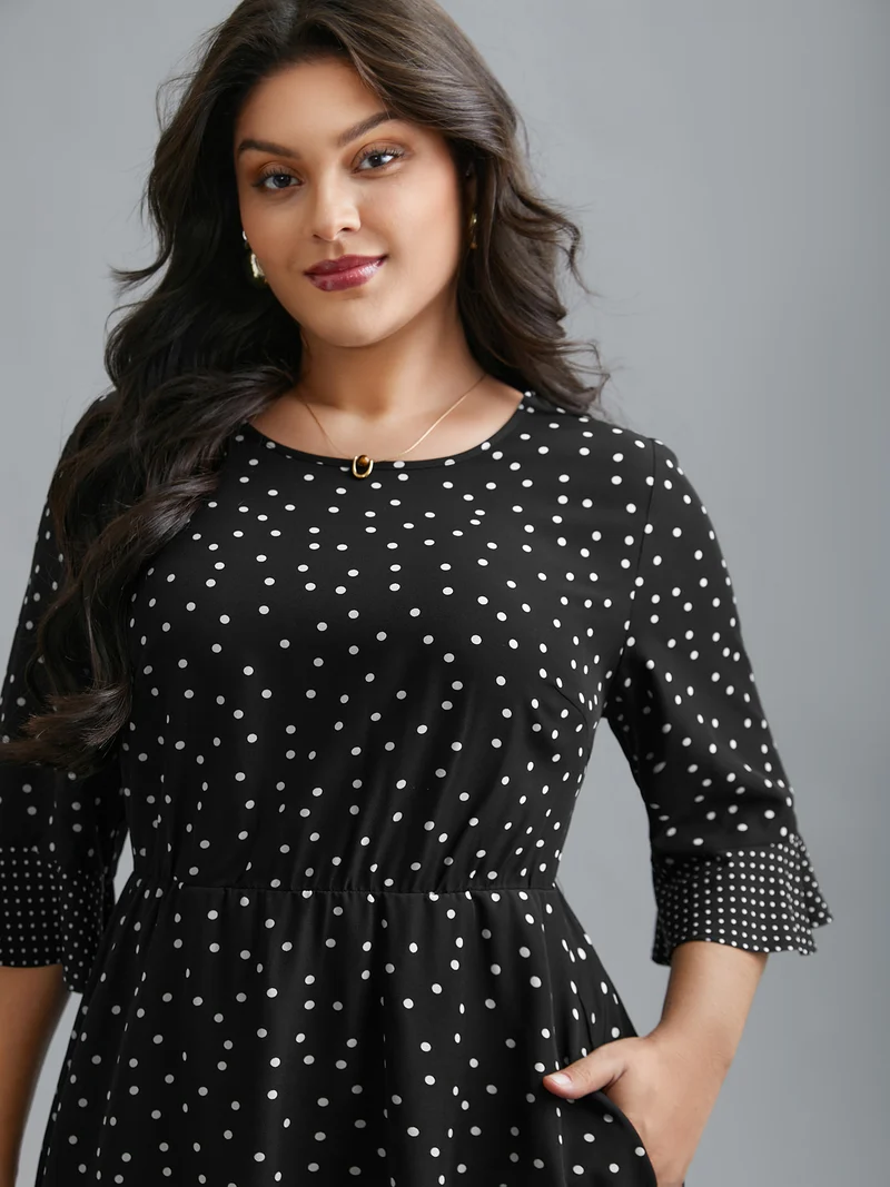 Crew Neck Polka Dot Waist Cinched Dress