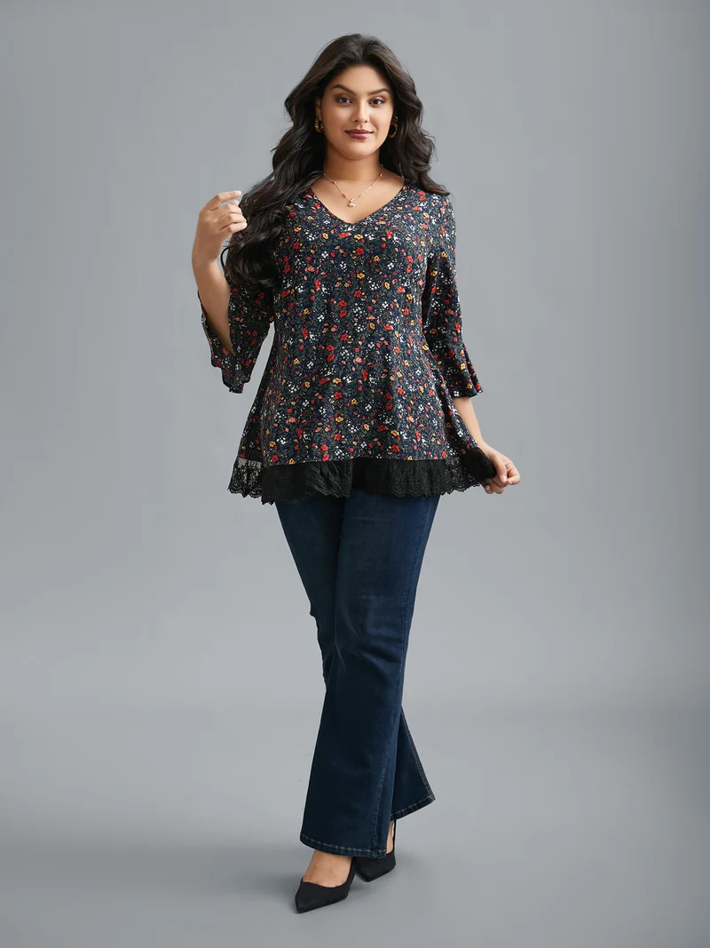 V-Neck Floral Print Lace Hem Blouse
